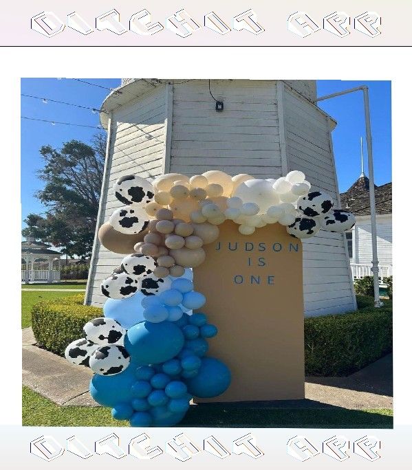 Brighten Parties with Colorful Birthday Balloon Displays natural table