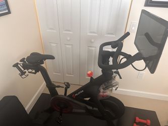 Peloton Bike