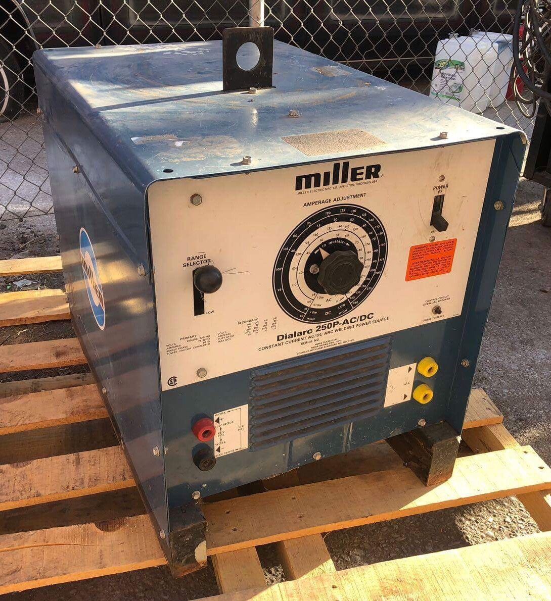 Miller Welder Dialarc 250P- AC/DC