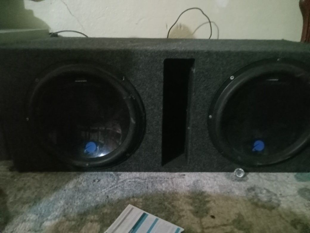 12" Inch Planet Audio Subwoofer And 200w Power Pro Amp