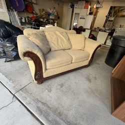 Free Couch Sofa 