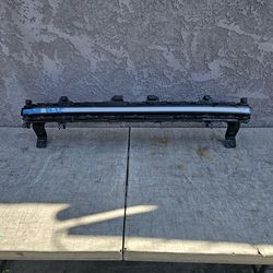 Hyundai santa fe 2024 2025 center headlight running light