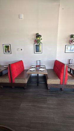 Restaurant Booth Seating Set with Table for 4 (#2)