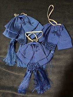 Moños $10 cada uno