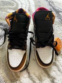 Jordan Air 1 Mid SE Wear-Away 9.5