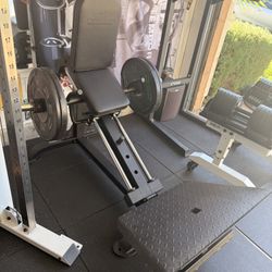 Powertec Leg Sled With 2 25s Rep 2 10s Rep 400$ Today 