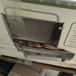 Cuisinart Pro Portable Gas Grill
