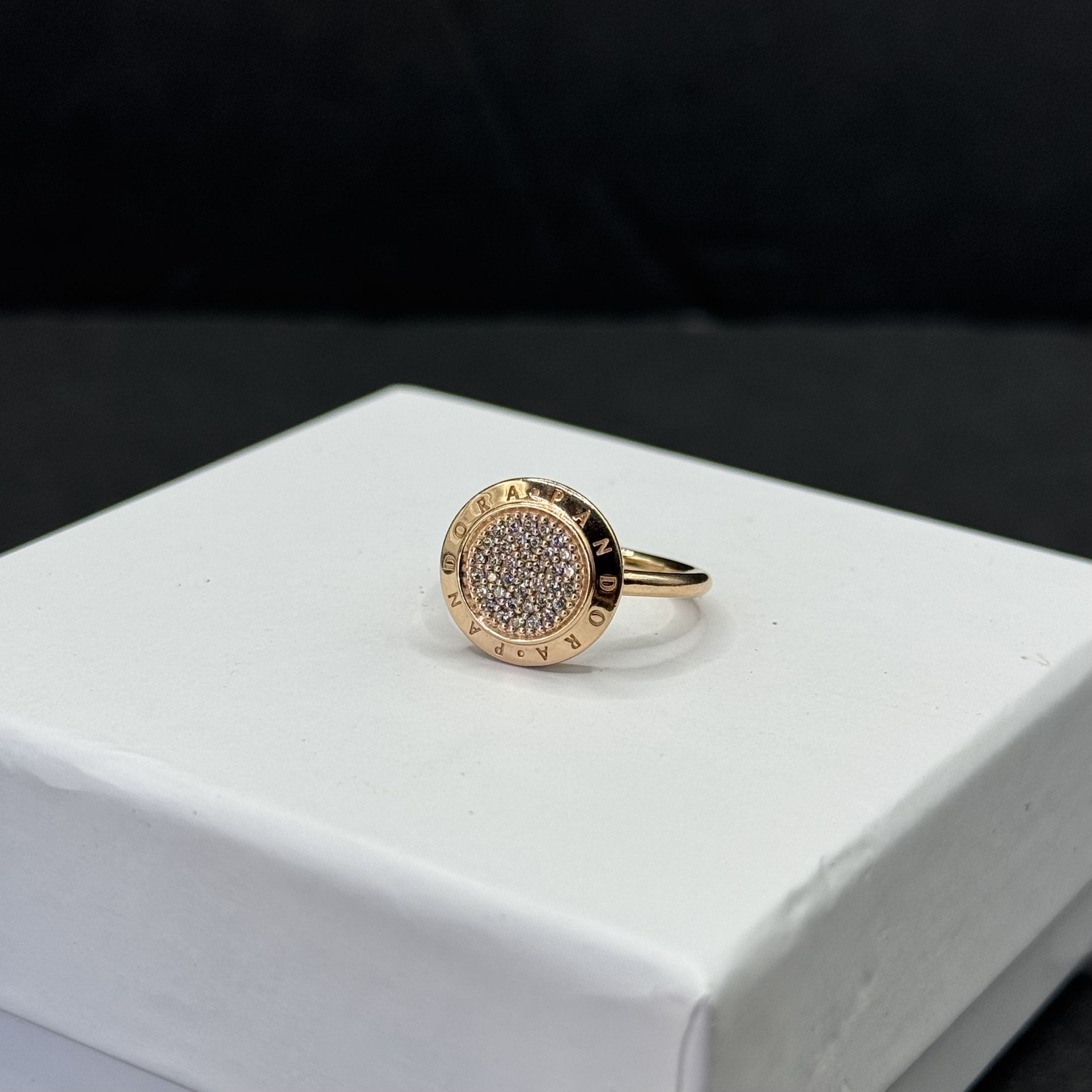 Authentic pandora rose signature ring sz 5