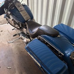 Beautiful 2000 softail Harley Davidson for sale or trade for 1200 cc sportster clean brand new tires new paint job runs real strong thank you