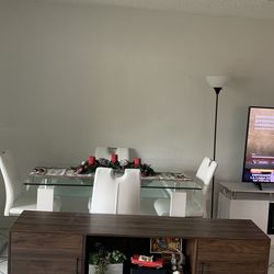 TV Table. Mesa Para Televisión