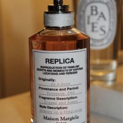 Maison Margiela Replica On a Date