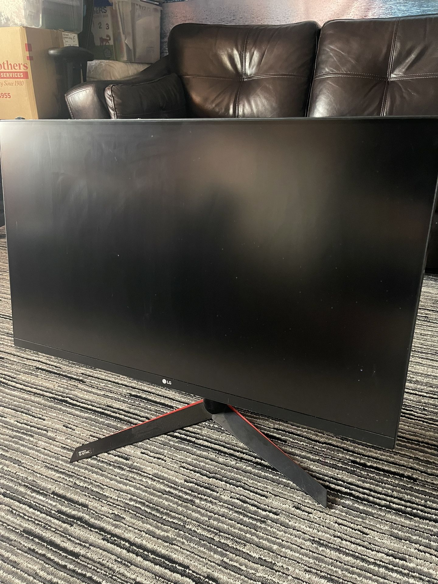 LG 32 QHD Gaming Monitor With GSYNC