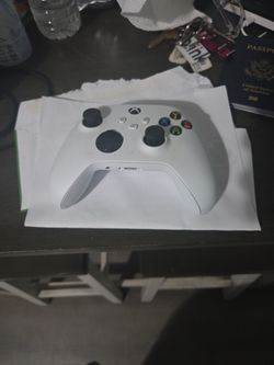 Xbox Controller W Strong Powerbank.