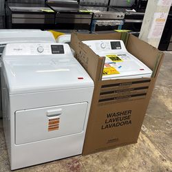 LAREDO TOP LOAD WASHER AND DRYER SET