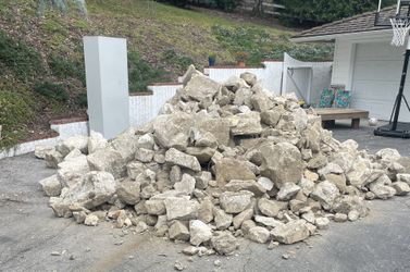 FREE NATURAL ROCK / BOULDERS DELIVERY ONLY