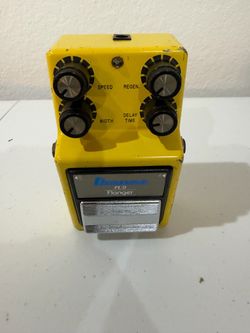 Vintage Yellow Guitar Effects Pedal