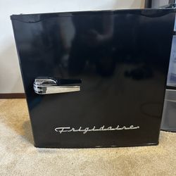 Frigidaire Mini Fridge