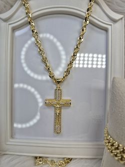 Men's pendant cross and chain high Quality Jewelry Hypoallergenic Waterproof Non Tarnish Excellent Quality Jewelry 14k Gold Laminated 60$
