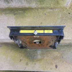 PullRite 5th Wheel Hitch Plate