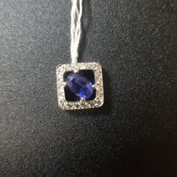 14k White Gold Women's Sapphire Pendant