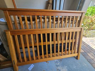 Queen Mission Style Oak Headboard and Footboard with side railings