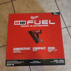 Milwaukee
M18 FUEL 18-Volt Lithium-Ion Brushless Cordless Gen II 15-Gauge Angled Finish Nailer (Tool-Only