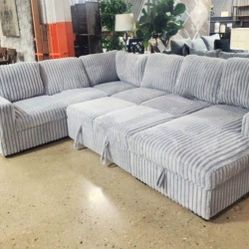 New Grey Ultra Soft 3 PC Sectional with Storage and USB