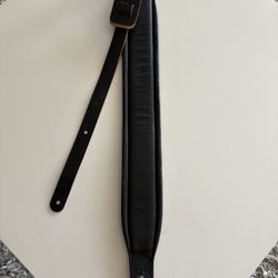 Levy’s 3” Leather Guitar Strap – Padded Black – Great Condition