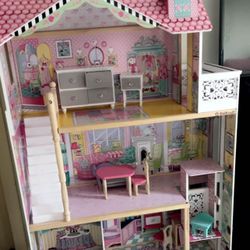 Doll House