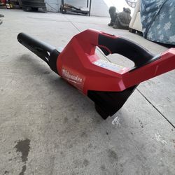 Milwaukee M18 Blower