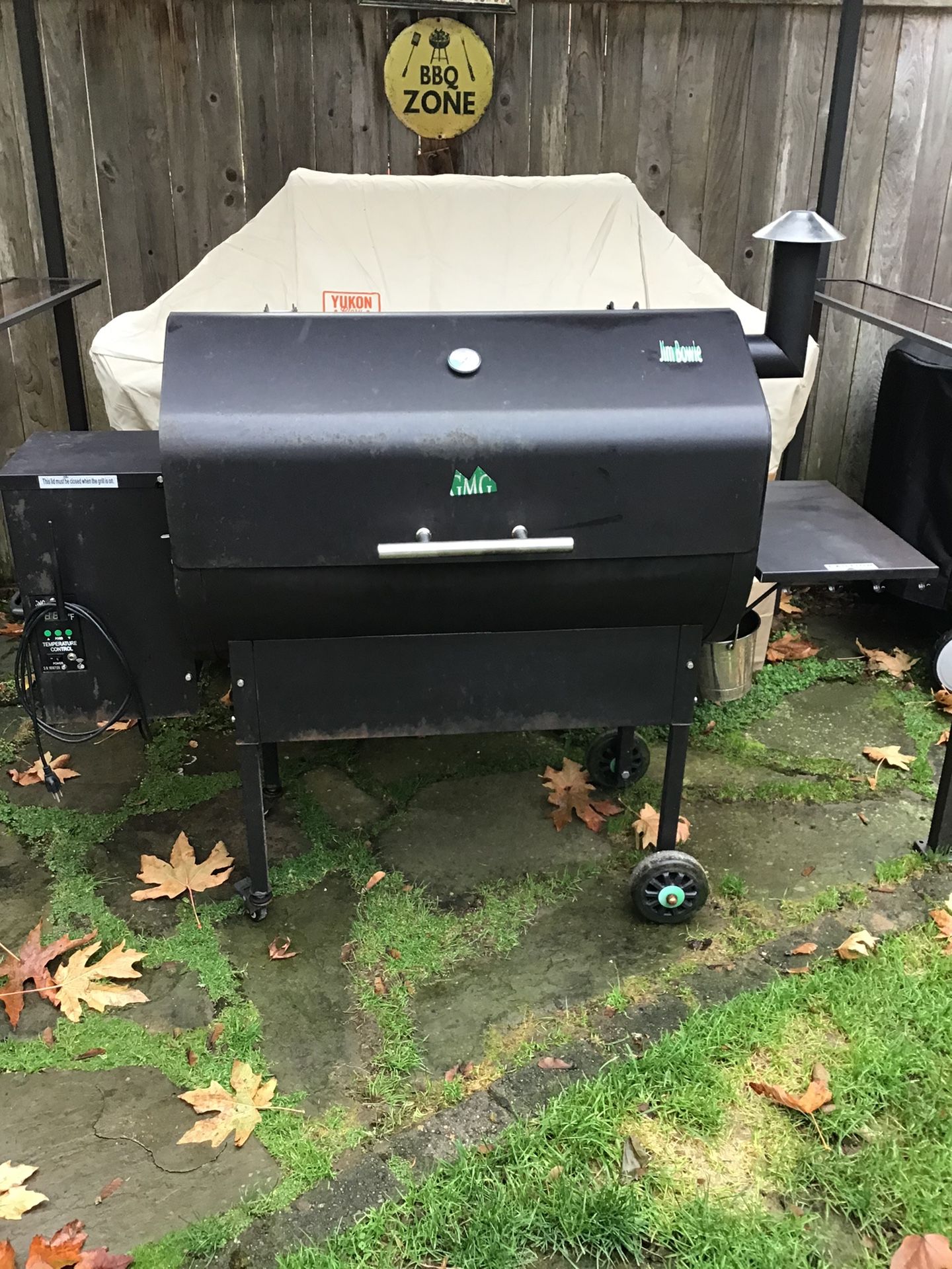 Green Mountain Grill Jim Bowie for Sale in Issaquah, WA OfferUp