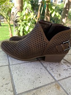 Brown Ankle Boots 8/12