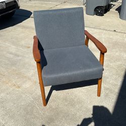 Accent chair 