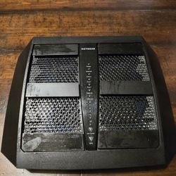 Netgear Nighthawk X6S AC4000 Tri-Band WiFi Router (R8000P)