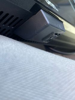 $20 tv works and Roku device 30inc Tv