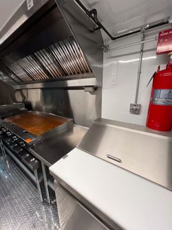 Remolque de Comida 16 Pies / Food Trailer
