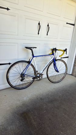 Carbon road bike 56cm
