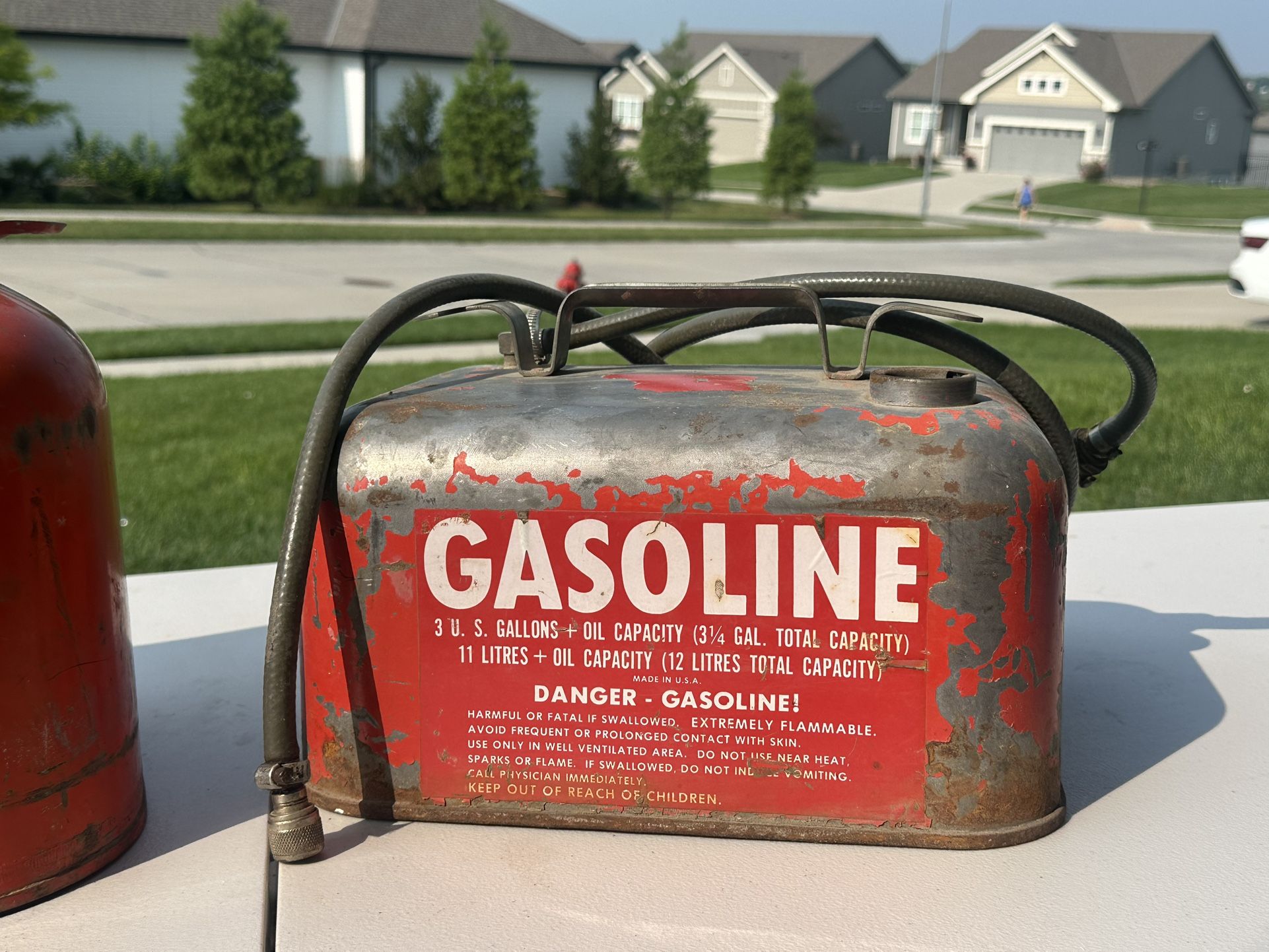 🛠️ Vintage Gas Cans – Rustic, Retro & Ready to Display! ⛽️