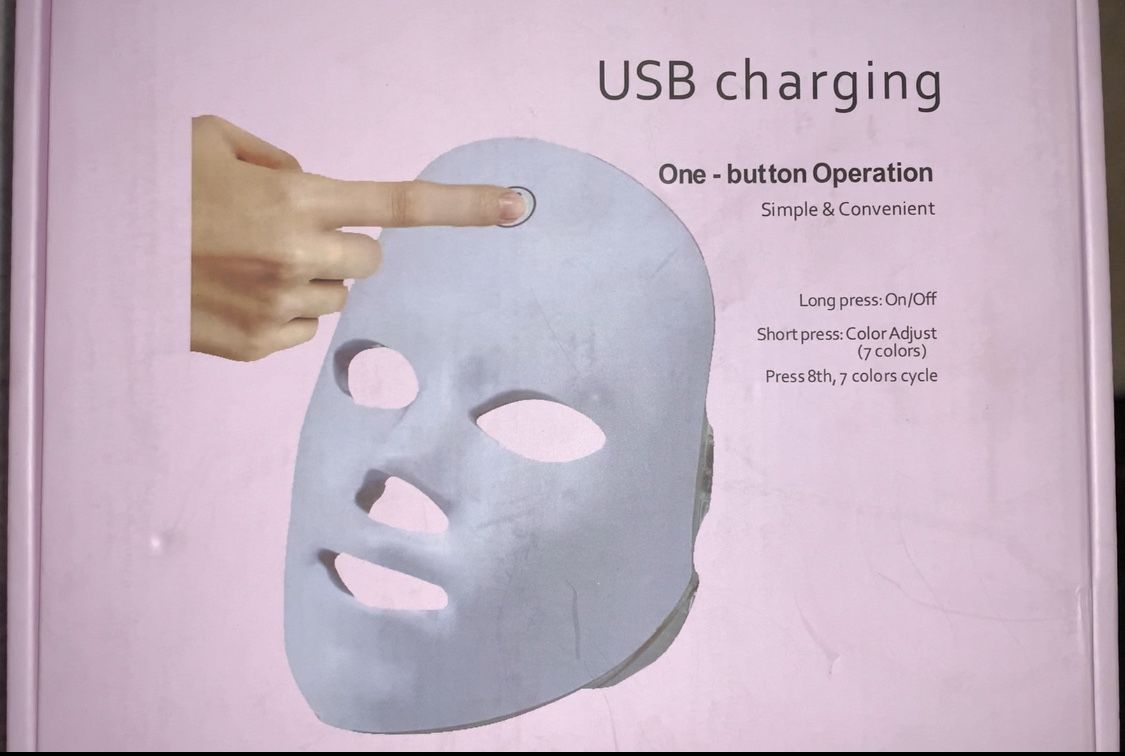 LED Light Face Mask (NIB)