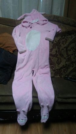 Rabbit onesie / pijama de conejo