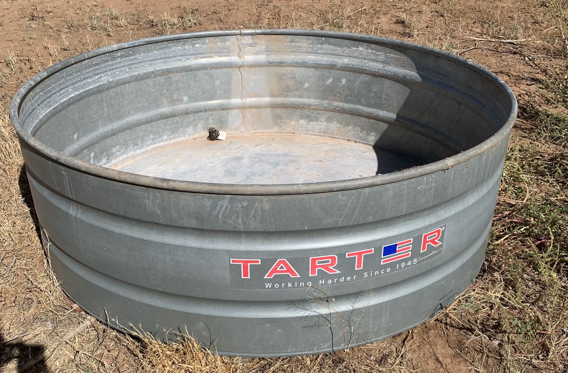 Used 6’ Tarter Stock Tank