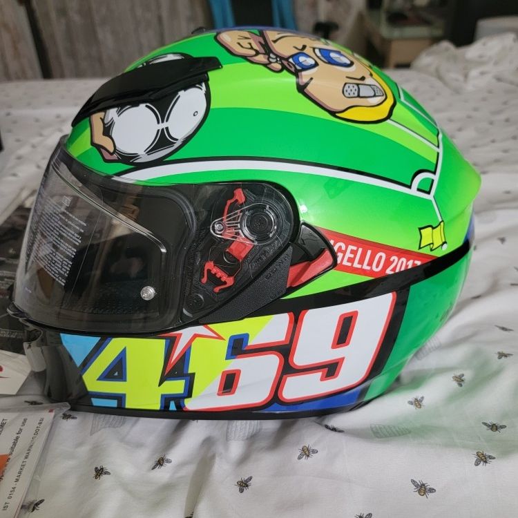AGV K3 SV Valentino Rossi Mugello Helmet XXL for Sale in Palm