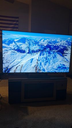 Hisense - 55" Class U7 Series MiniLED QLED UHD 4K HDR Smart Google TV (2025)