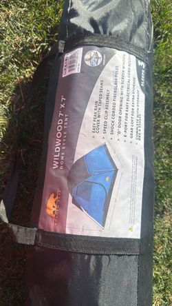 Camping tent for up to 3 people