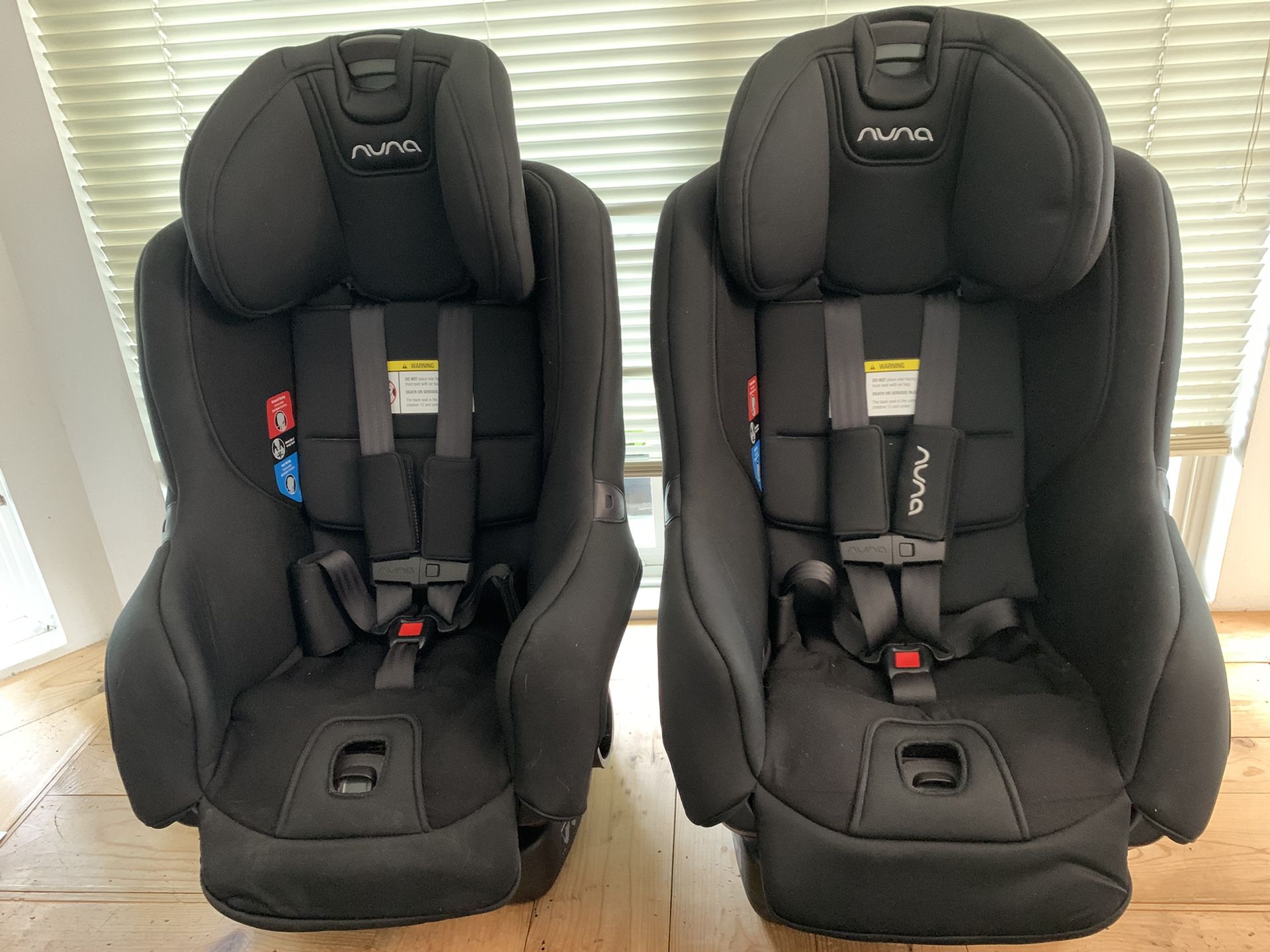  Nuna Rava Car seats, excellent condition, no accidents, non smoking home. Manufactured Jan 2021.   $250 EACH   