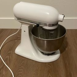 Kitchen Aid Mixer 