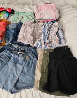 Assorted Boys Clothes Size Large