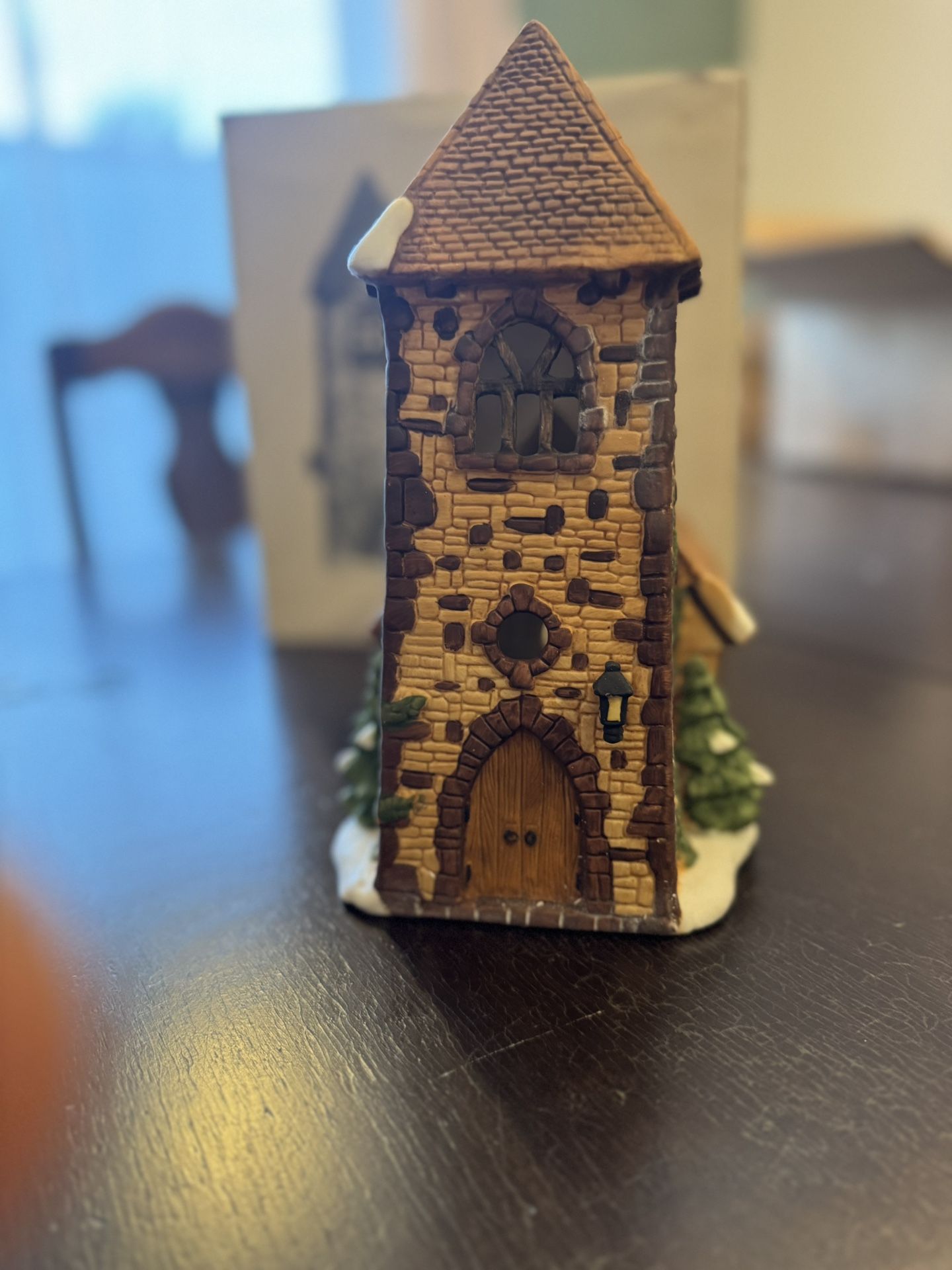 Dept. 56 Dickens Village Church Heritage Collection porcelain Christmas decoration