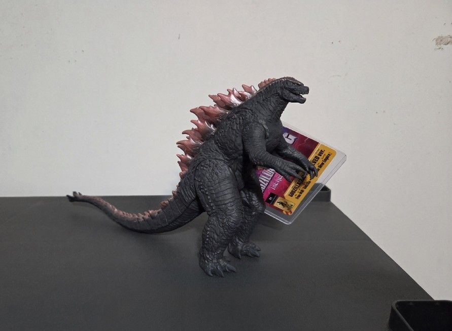 Godzilla Evolved 2024 Bandai Figure / Toy