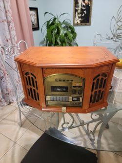 Retro record player